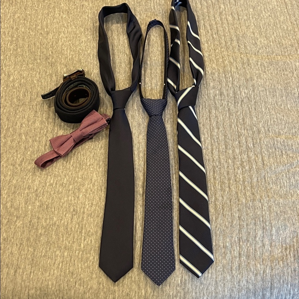 T. Hilfiger, Nordstrom Kids Ties - navy, Blue stripe,Purple & vineyardvines belt